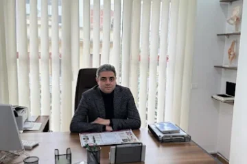 Dr. Omari Nabil